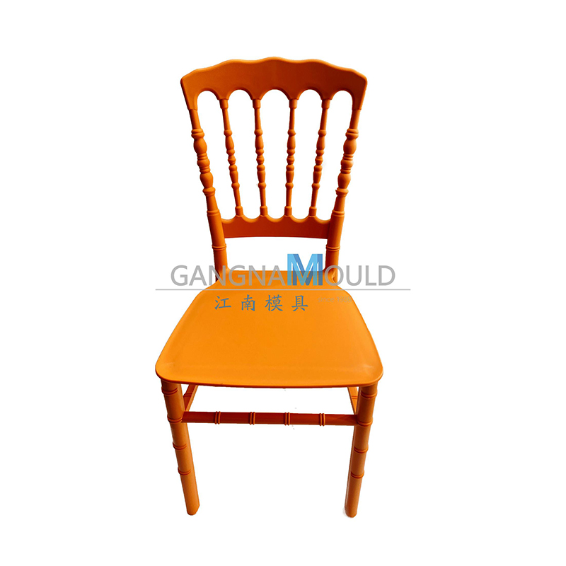 JN-174 Molde de inyección de silla de apilamiento de diseño italiano