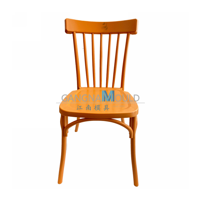 JN-172 Molde de inyección de silla de apilamiento de diseño italiano